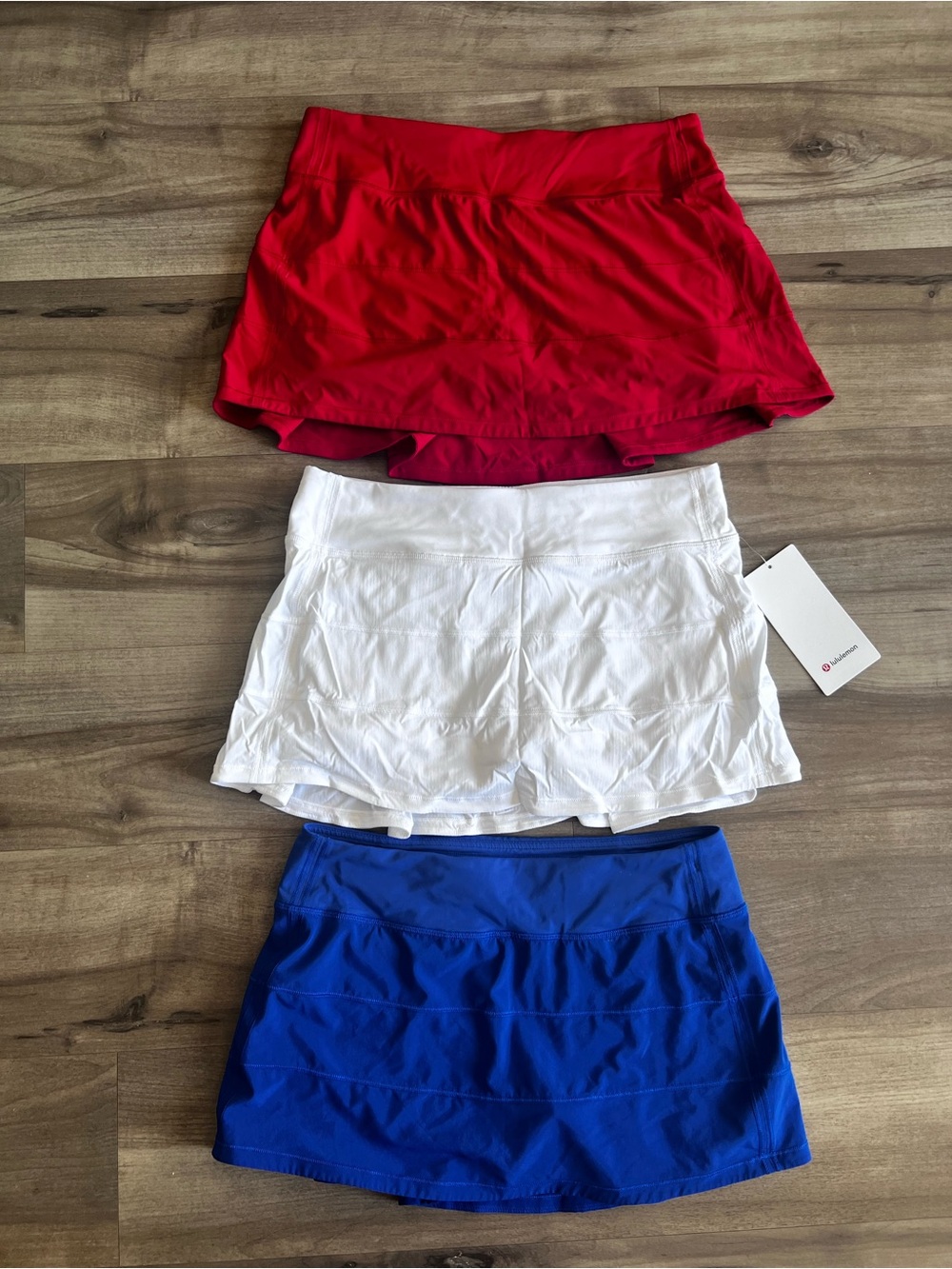 Lululemon Pace Rival Skirt Size 8 Bundle Dark Red White & Jet Stream Blue - Picture 2 of 10